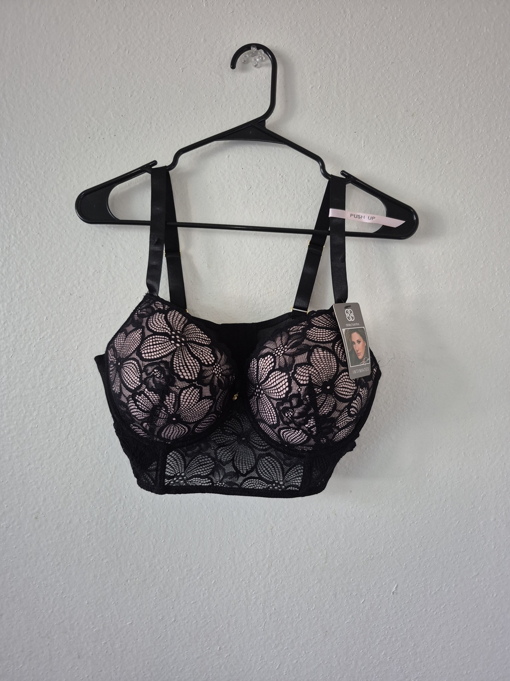 Daisy Fuentes Black Lace Longline Bra with Pink Lining